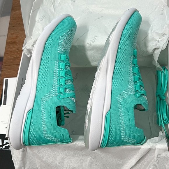 NEW APL Techloom Breeze Mint / White Size 6 - Picture 5 of 7